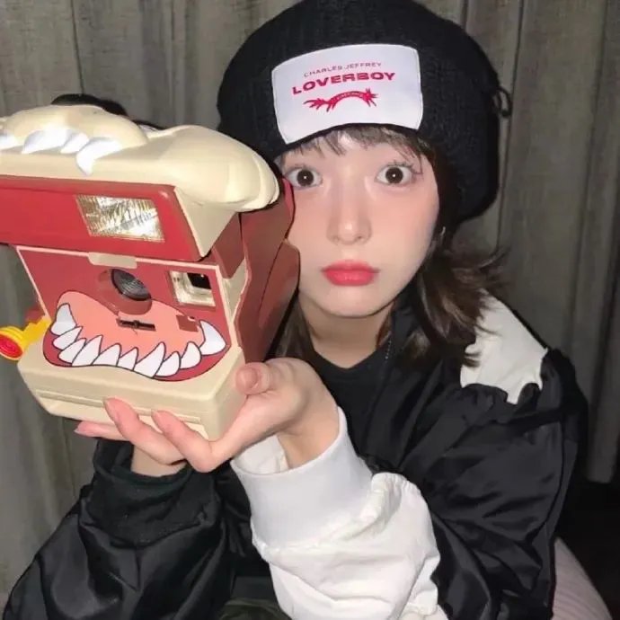 左边最后那栋房子